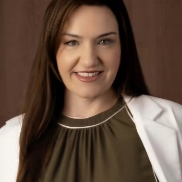 Dra. Jhènifer Kliemchënn